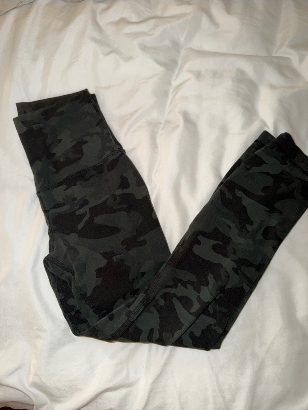 lululemon athletica Black & Dark Green Camo Leggings